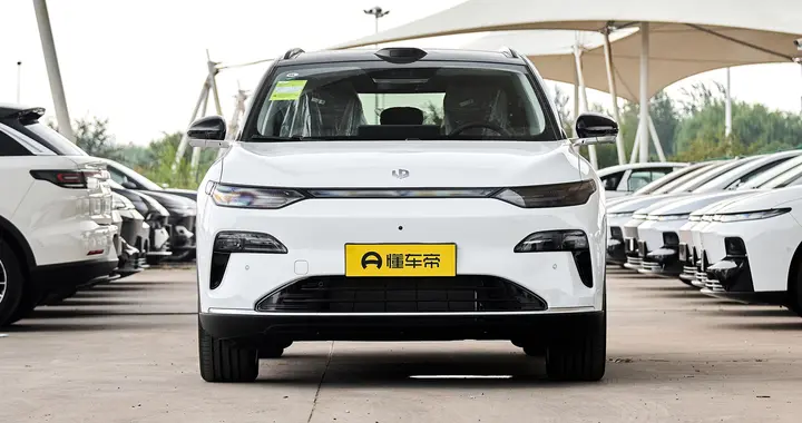 东北老司机真实测评零跑C11：续航扎实、操控优秀、配置拉满