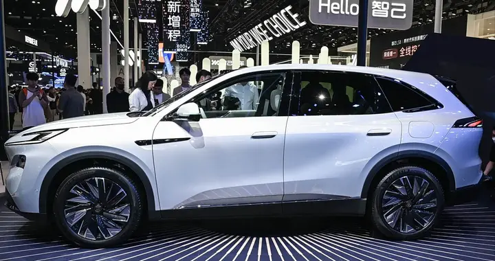 别克放下了身段，全新SUV限时14.79万起，续航1630km，标配20喇叭