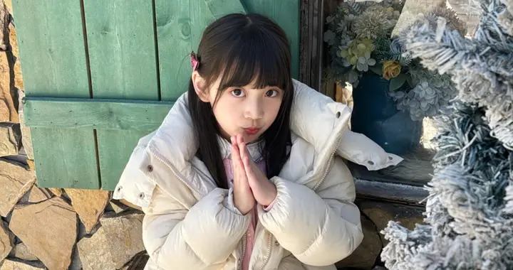 第一场冬雪里的萌宝