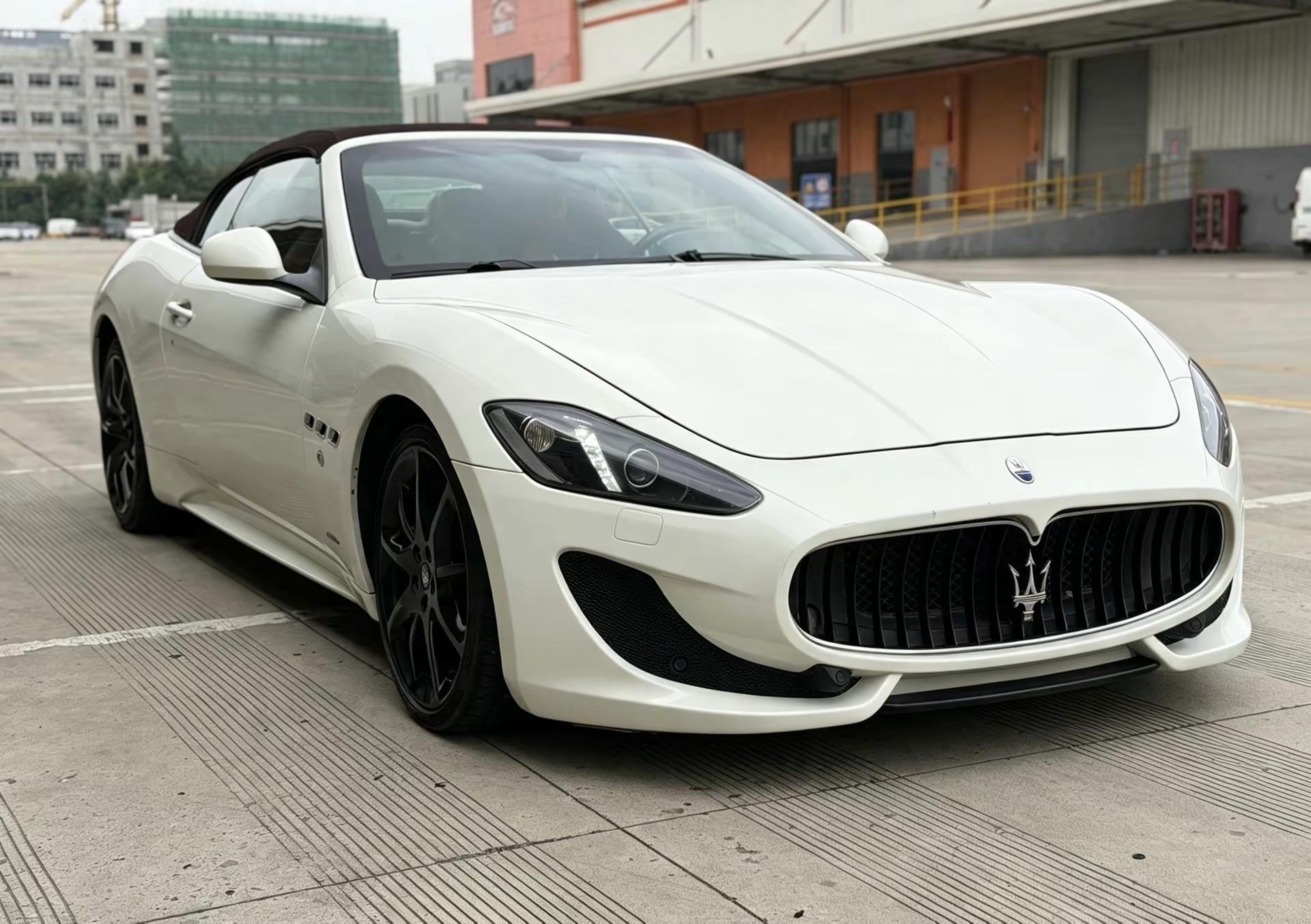 玛莎拉帝GranCabrio.落地300万，现在就1折不到，买个情绪价值！