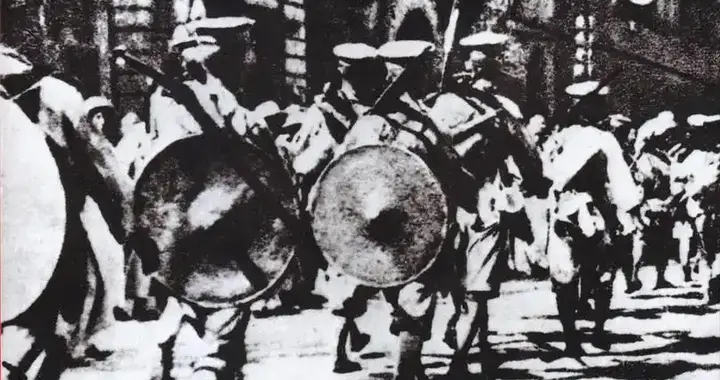 1943年，叛徒找到李克农，哭着说自己知道错了，求给个新的机会