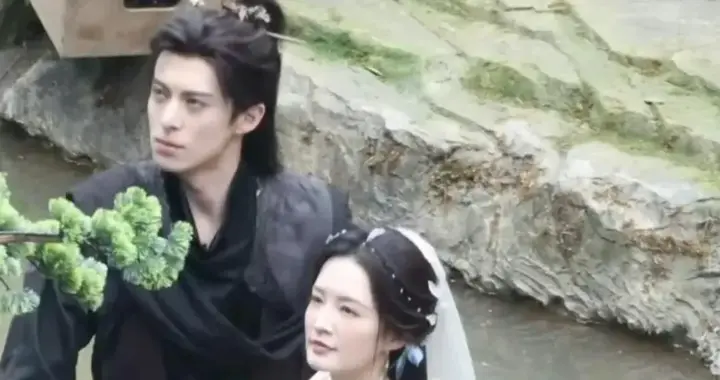 王鹤棣李沁《咸鱼飞升》同框，粉丝向剧组维权