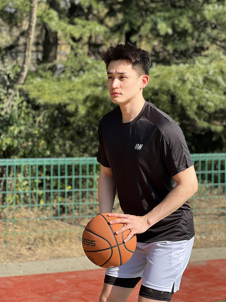 篮球对抗不影响发挥，汗水速干不黏身🏀