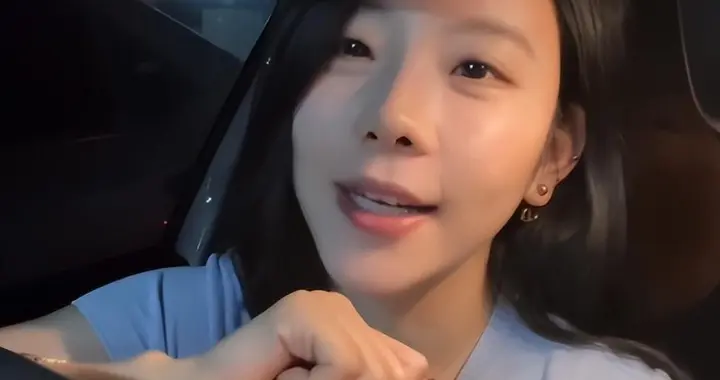 女子重金挂专家号却被拒登机，400元赔偿换不来一句道歉