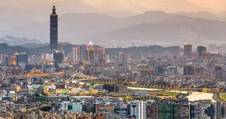 出口是中国经济遮羞布？全网都在喊，可一查才知道，有人动了手脚