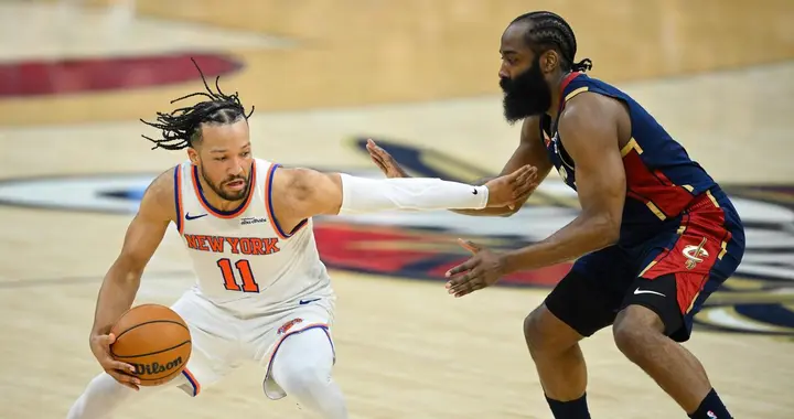 送出双塔+3首轮，火箭可追2届MVP！匹配KD合同，斯通孤注一掷？