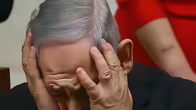 四季更迭醉少年：别打了，有意思吗，都什么