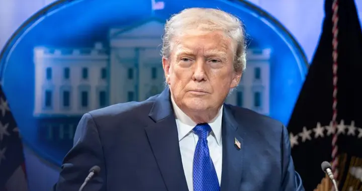 美国国会50名议员串联弹劾总统，孙玉良：特朗普的狂傲是自掘坟墓