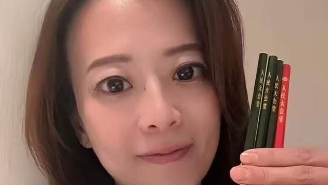 听风观雨：国民党发言人江怡臻参加完会见活