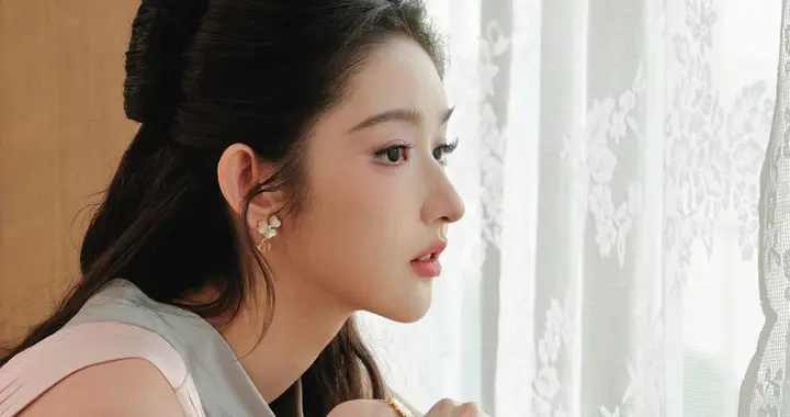 王玉雯粉红女郎