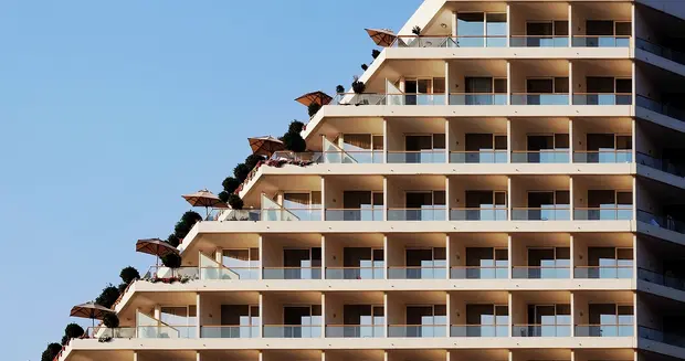 微语录精选 ：车到山前必落石，船到桥头自然沉