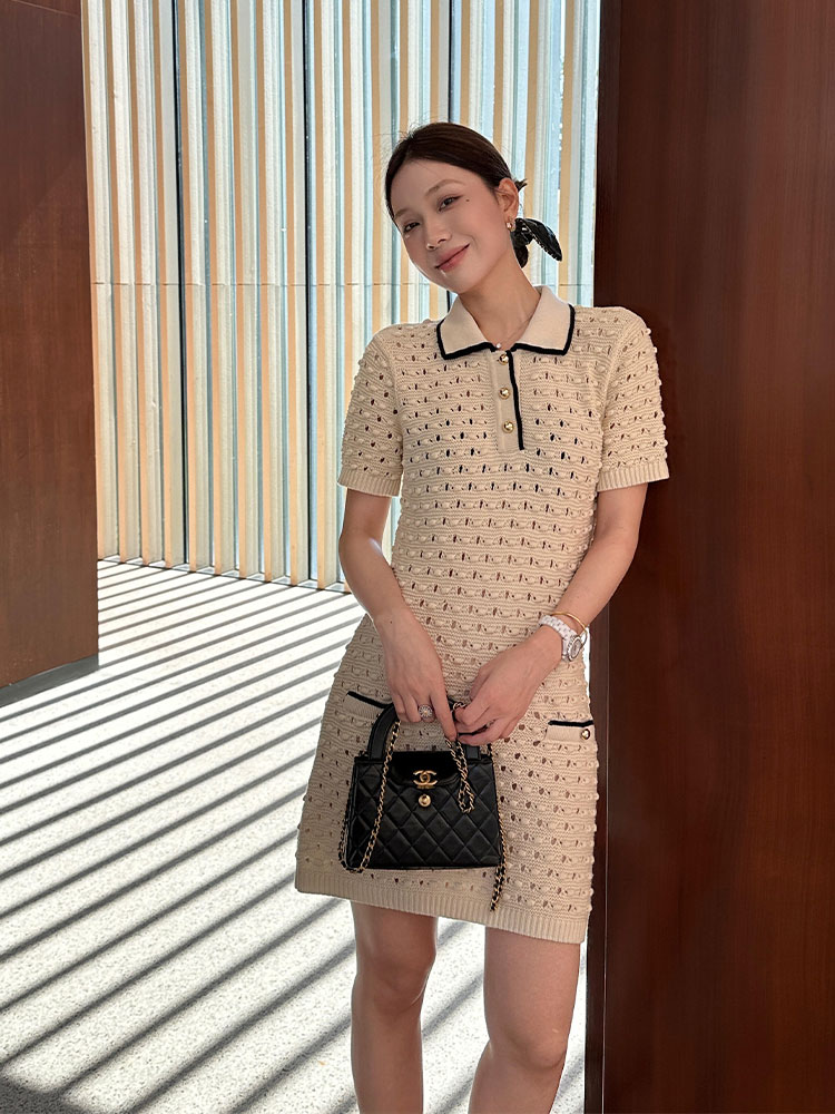 独特漂亮绝美气质高级感连衣裙女2025年夏季新款今年流行爆款裙子