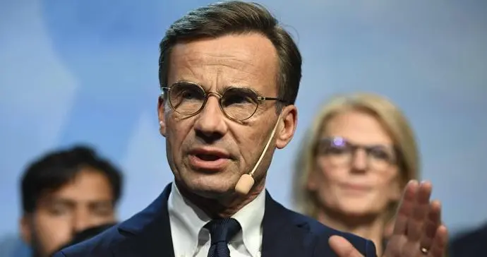 欧洲多国反对吞并格陵兰岛，美国干脆利落，外媒：再次动用关税