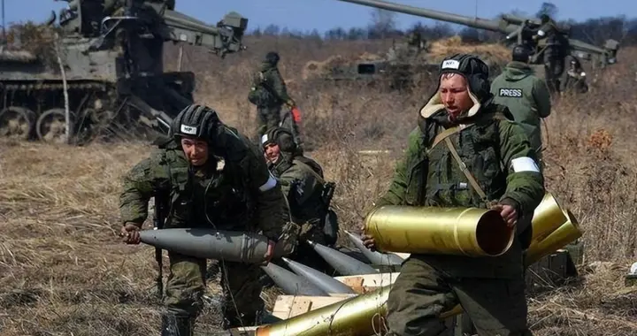 美以伊中东“三国杀”，俄趁火搅局，泽连斯基宝宝心里苦