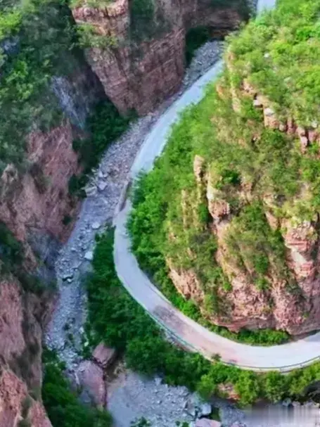 去不成南太行黑毛沟大峡谷，那就去趟北太行花园大峡谷