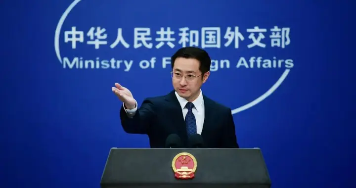 中国制裁菲律宾防长，直砍家族财路