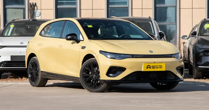 十万圆梦轿跑：零跑Lafa5能否刷新性价比认知？