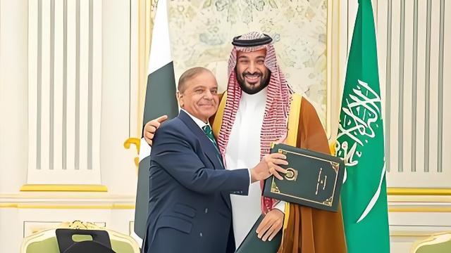 风风侃史：沙特终于发现了，美国靠不住，必