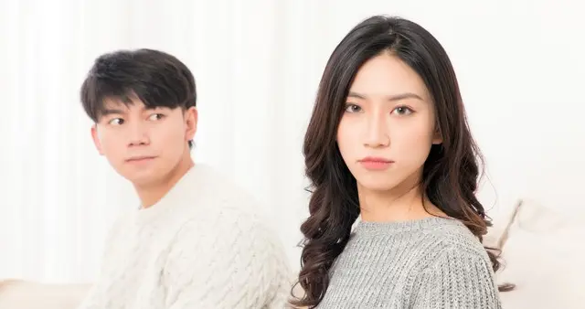 老了才发现：夫妻吵了一辈子，最怕的不是离婚，而是这三种日子