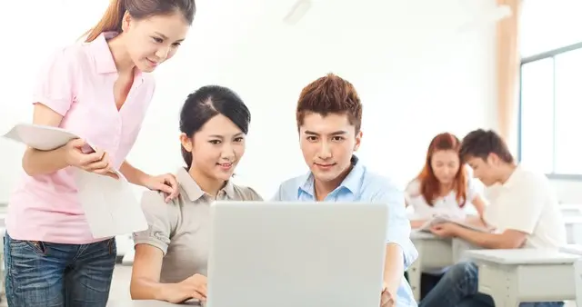 新教师 “第一次带实习”：避坑指南 + 学生管理技巧