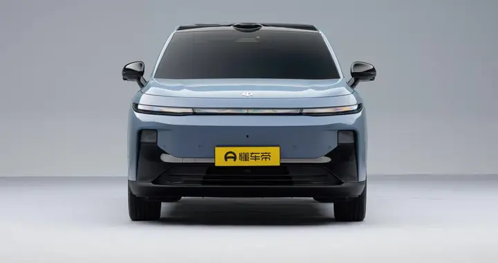 4月入手零跑B10激光雷达版，多花1万直接上顶配不后悔！