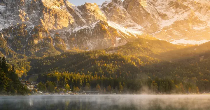 母亲偷偷过户房产给儿子，女儿断亲后起诉