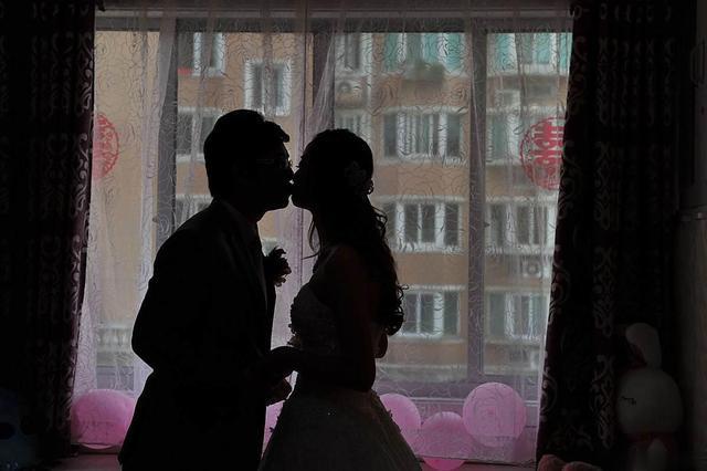 现在许多年轻人选择“无证婚姻”，房产归属权又该怎么分呢？