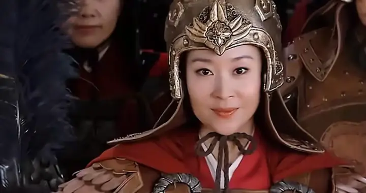 穆桂英53岁战死无人收尸，佘太君哭碎山崖，朝廷一言不发！