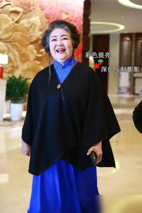 谁说胖妈妈不能贵气？看萨日娜的穿搭，我悟了！