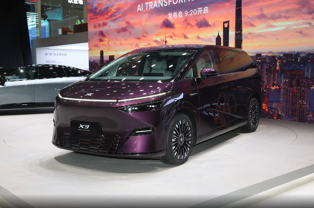 2025款小鹏X9——全面解析：重新定义智能豪华MPV