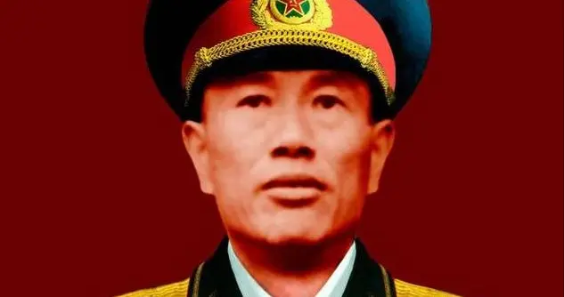 邓华上将：从书生到战神，毛主席说他“能文能武，是真正的儒将