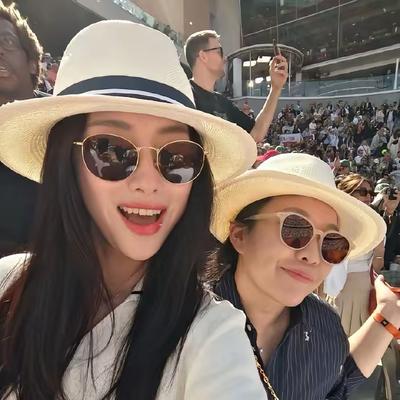 优优时尚穿搭：法网女单决赛赛场星光云集