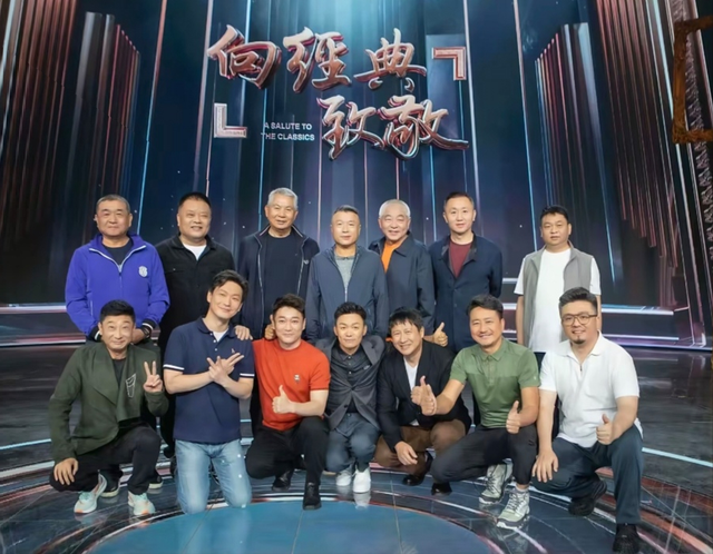 《士兵突击》演员同框！团长许三多老了，李梦变化大齐桓胸肌夸张