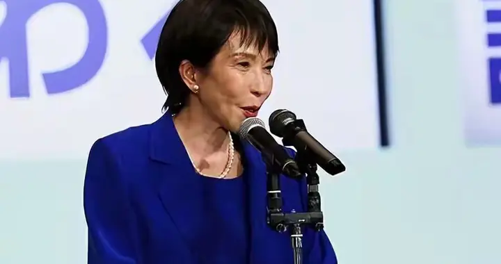 高市早苗豁出去了！2天哭2场拉票+受伤，支持率从57%飙升至66%！
