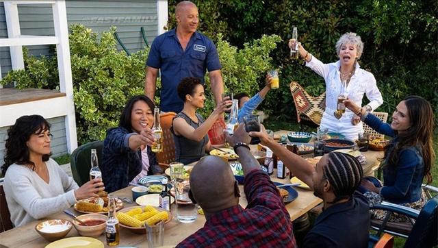 《速度与激情10》上映，故事不完整，令人昏昏欲睡的爆米花电影