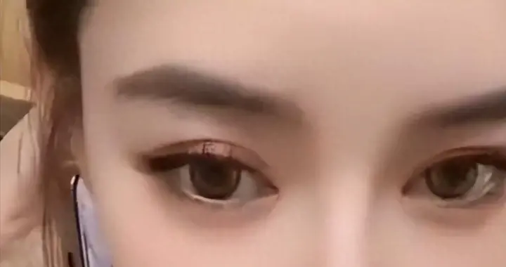 女子谈释永信，她们姐妹住少林寺3天收费1万，争着往释永信房间跑