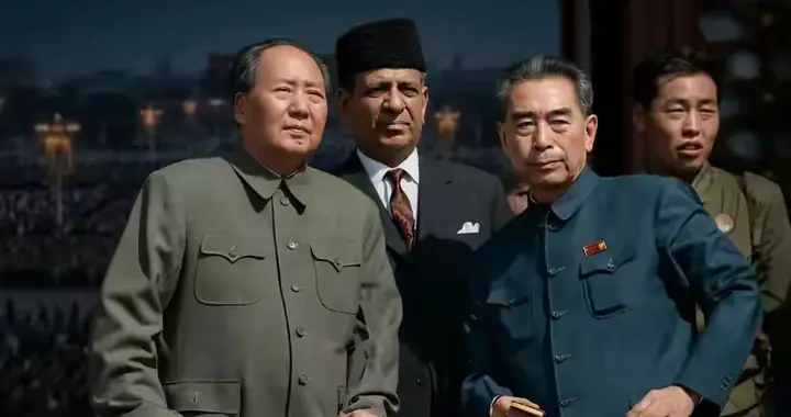 两位伟人，改变了中国，影响了世界，是人民的大救星。