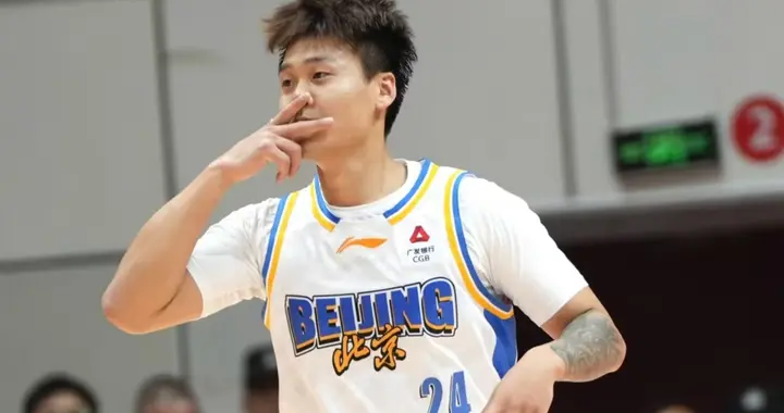 北京再添伤员，赵睿新伤休两周，曾凡博膝伤严重，雷蒙接近复仇剧