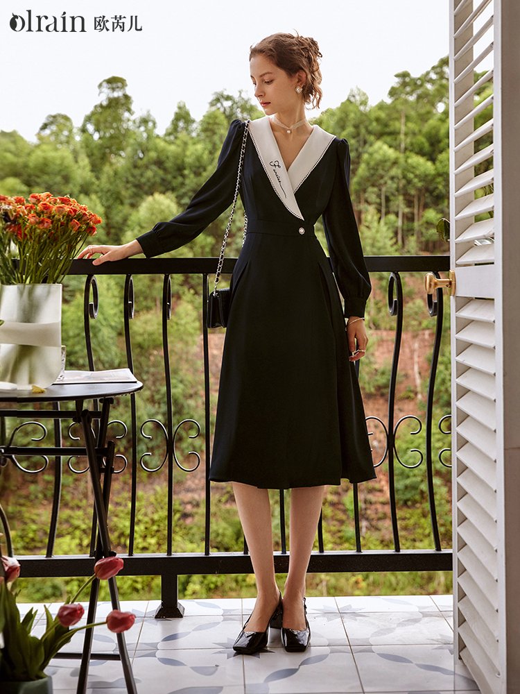 赫本风气质！拼色法式复古连衣裙