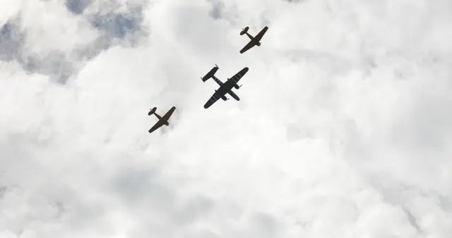 乌克兰顶住美国“撤军换安全”压力，亮出无人机制造底牌