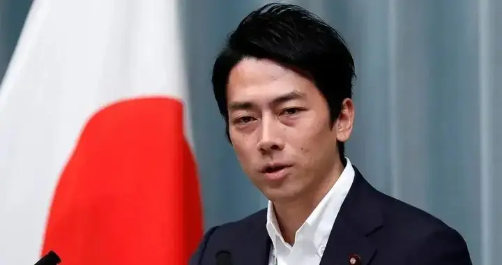 中俄动真格，包围琉球群岛，高市迎2个坏消息，求见川普为其撑腰