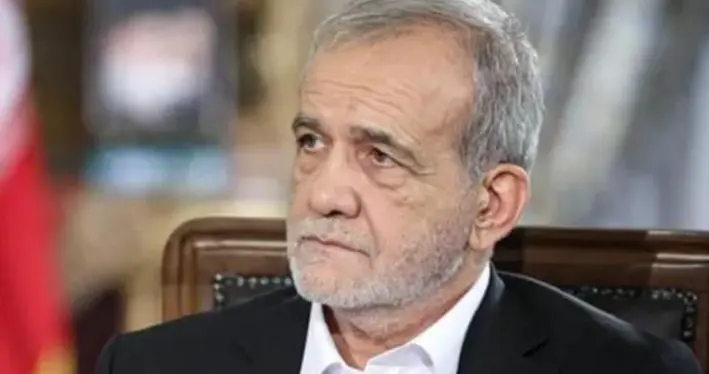 双航母封锁伊朗！伊总统发声愿和美国达成公平协议，有了新对策！