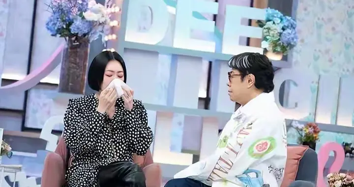 小s录节目称后悔当初组织旅行，没听s妈话成为终身遗憾，想念大s