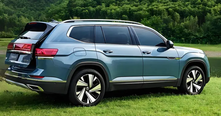 机油1.5万公里才换？维修师傅摇头：这样做发动机离大修不远了！