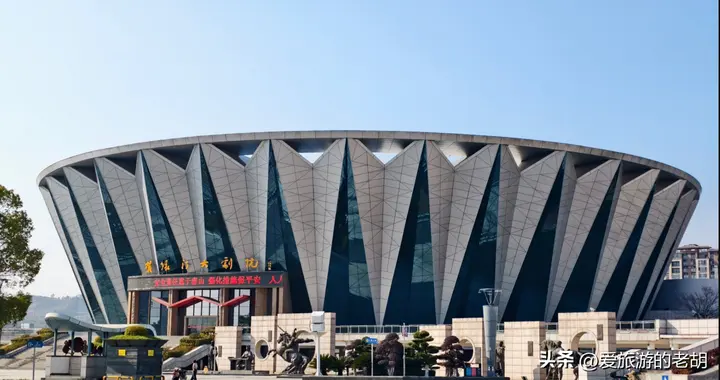 湖南人口外出最多的城市，高达178万人，GDP排名全省第八名