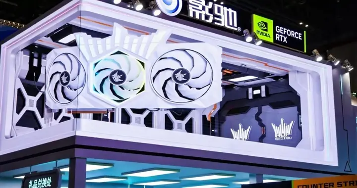 打卡BW2026影驰展台：硬核硬件混搭次元氛围，体验直接拉满