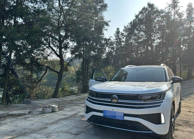 一汽大众揽巡全方位地展示了德系技术的硬实力与实用价值