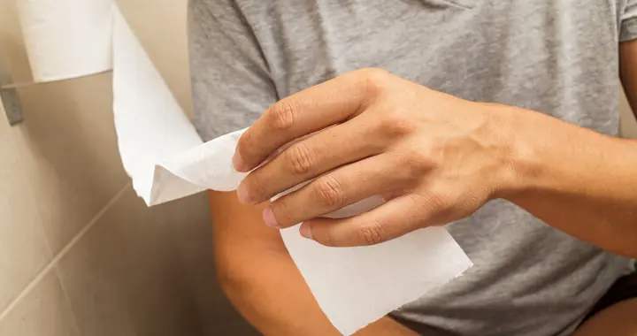 体内有癌，大便先知？提醒：若粪便出现3种异常，当心肠癌预警