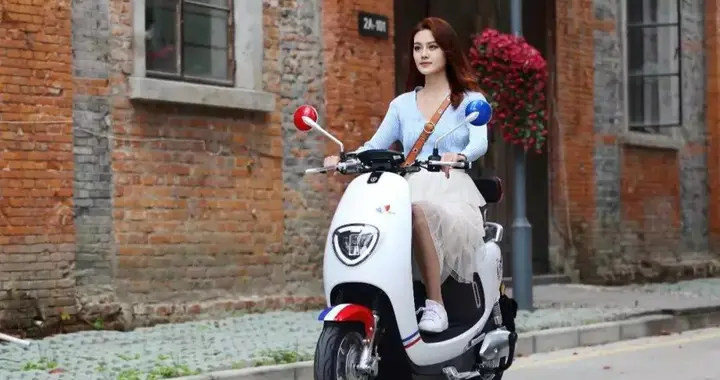 小电驴新国标实施首日：涨价几百元