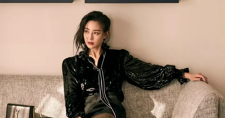 张钧寗：黑色波点丝袜